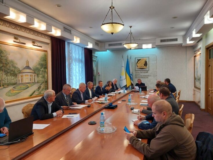 Бізнес звертається до уряду щодо підтримки  ГМК і АПК галузей: виробництво тут стає збитковим