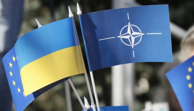 А.Кінах: завданням дипломатії стане нарощування кількості країн-прихильниць вступу України в НАТО