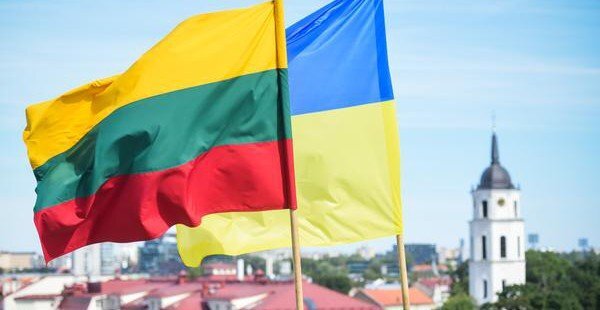 Литовський уряд фінансуватиме відновлення 4 соціальних об’єктів на Київщині