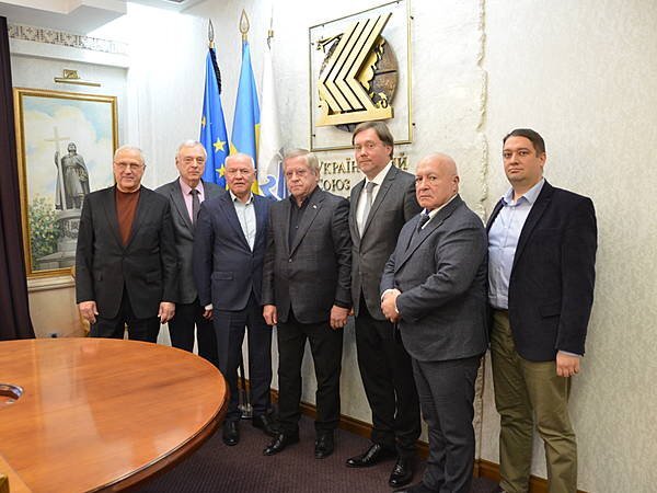 ООРУ та УСПП співпрацюватимуть із Всеукраїнською спілкою виробників будматеріалів