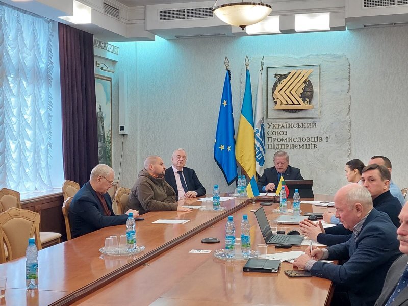 У Литві розглядають варіанти, щоб релоковані вітчизняні підприємства платили податки в Україні