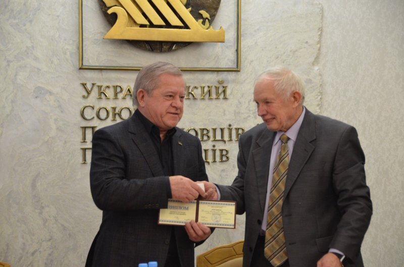 Анатолій Кінах отримав академічну нагороду Святого Володимира