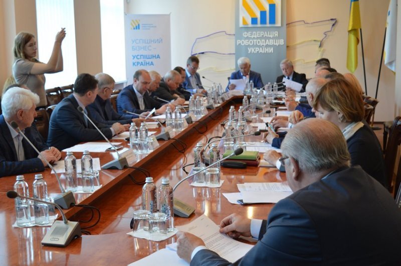Роботодавці підписали Генеральну угоду із урядом та профспілками