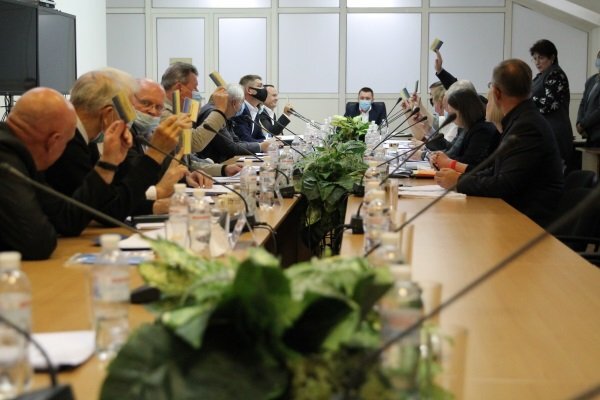 Фонд соціального страхування: кадрові зміни та звіт про роботу