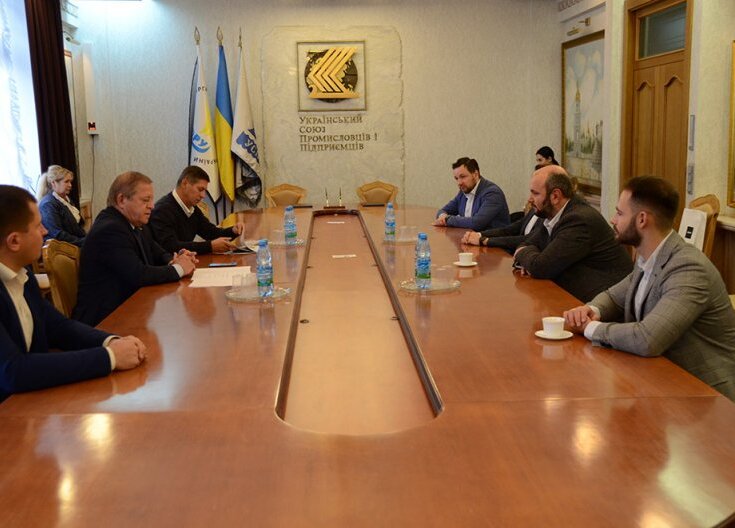 ООРУ та Асоціація інноваційної та цифрової освіти спільно працюватимуть над програмою профорієнтації в Україні