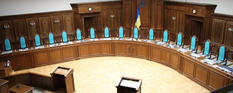 Конституційна криза – сценарій по дестабілізації ситуації в Україні, з неї потрібно виходити без емоцій та виключно правовими методами