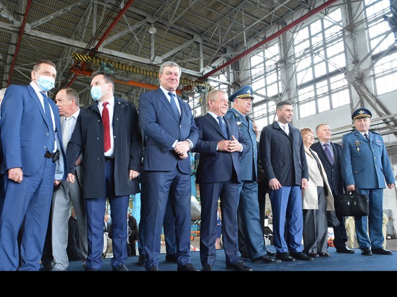 На  ДП «Антонов» завершили складання фюзеляжу першого за багато років серійного літака АН-178