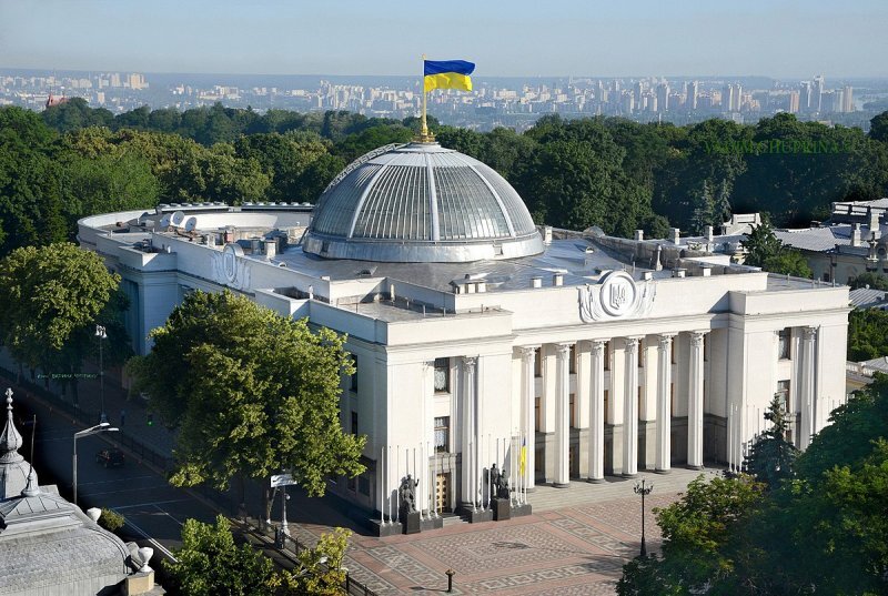 Анатолій Кінах провів робочу зустріч із головою ВРУ Дмитром Разумковим