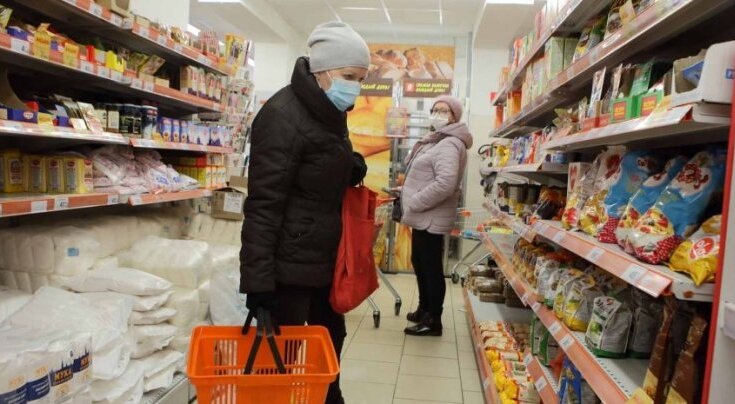 Продуктові картки не вихід: в Україні потрібно створювати робочі місця з гідною оплатою праці