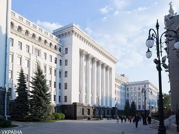 На «екваторі» своєї каденції Президент повинен сконсолідувати суспільство для вирішення системних проблем: депопуляції, промислової кризи