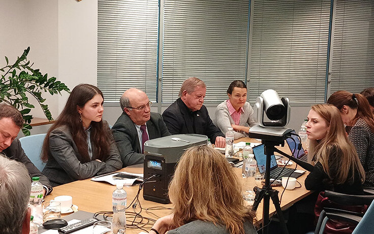 Анатолій Кінах зустрівся із делегацією ОЕСР: говорили про відновлення України від наслідків війни