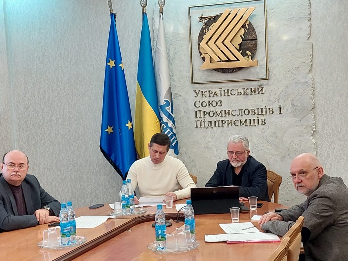 Підтримка ментального здоров'я працівників - ріст економіки: роботодавці, експерти і Держпраці обговорили спільні проєкти