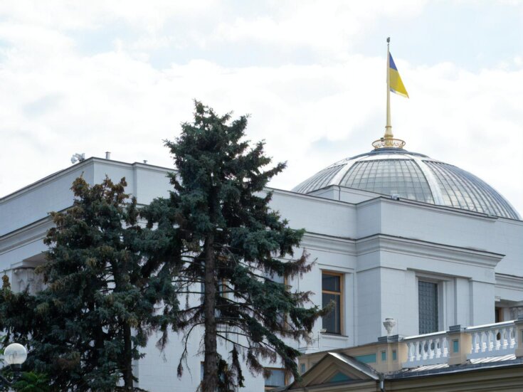 Депутати слідом за УСПП закликали НБУ дозволити українському бізнесу одноразово поміняти рублі, що зависли на рахунках