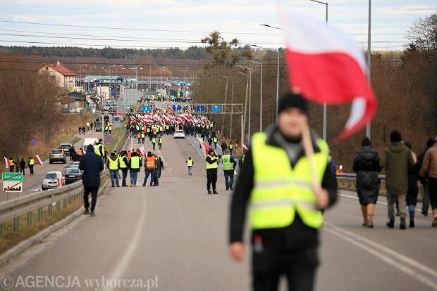 А.Кінах: ситуація на кордоні із Польщею потребує залученості прем'єрів, президентів України і Польщі, а також Єврокомісії