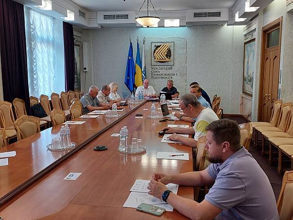 Роботодавці, Держпраці, Національне агентство кваліфікацій обговорили покращення працевлаштування українців