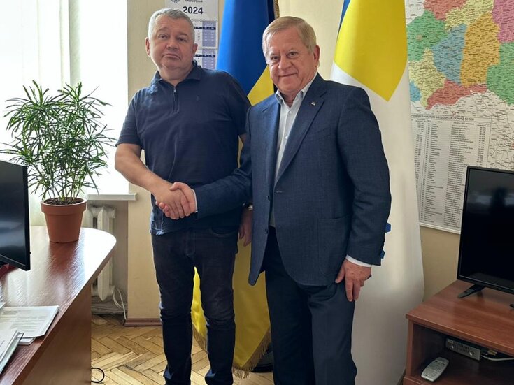 Анатолій Кінах зустрівся із головою Національної служби посередництва і примирення Дмитром Кухнюком