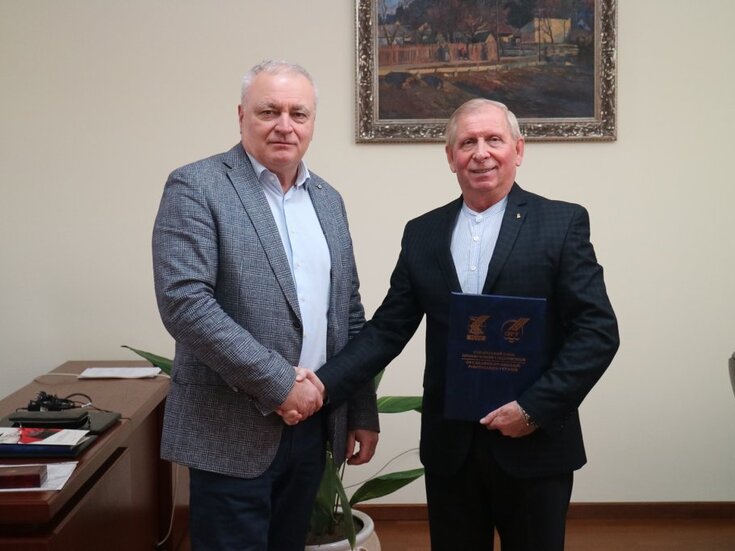 Ректор УжНУ Володимир Смоланка отримав подяку від Українського союзу промисловців і підприємців, Об’єднання організацій роботодавців України