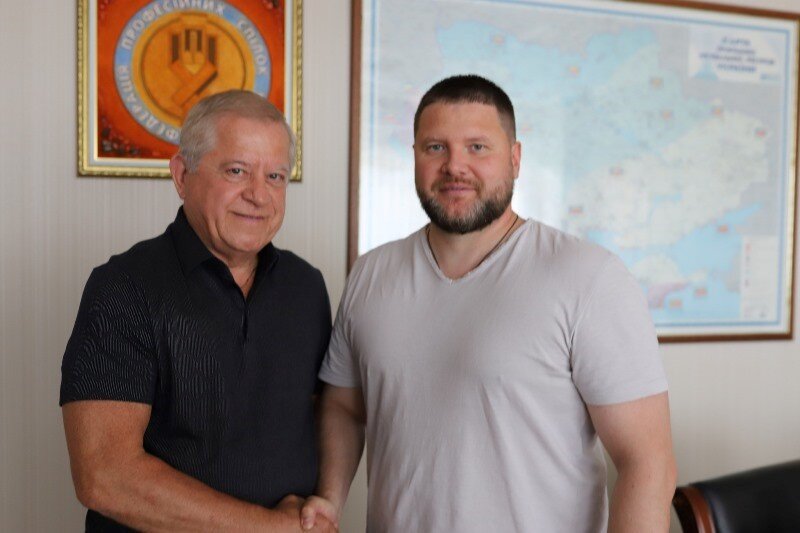 Анатолій Кінах і Сергій Бизов обговорили шляхи посилення соціального діалогу в умовах війни