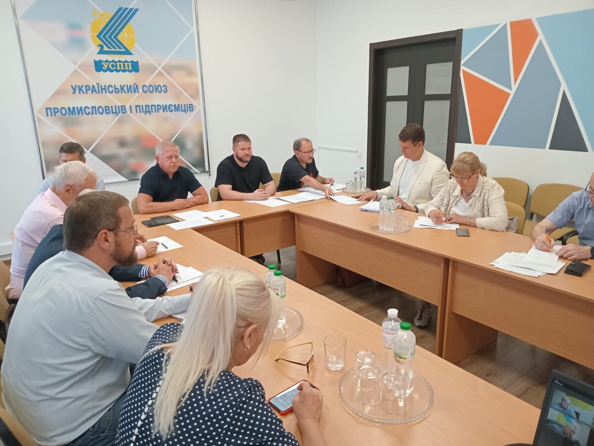Зустріч керівників ООРУ та Федерації професійних спілок України