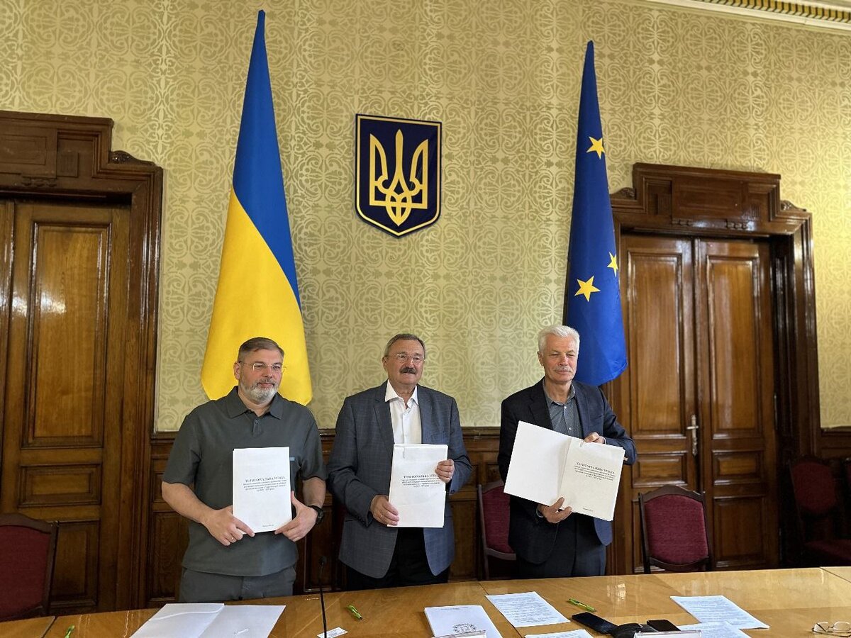 У Чернівцях обговорили створення обласної програми психосоціальної підтримки працівників