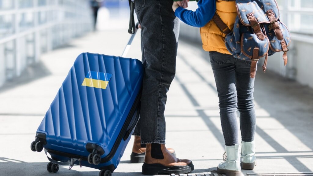 Держава декларує повернення українців, але одночасно погіршує умови