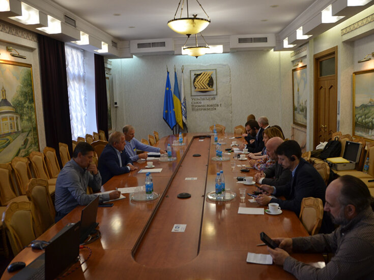 Місія Європейської конфедерації профспілок