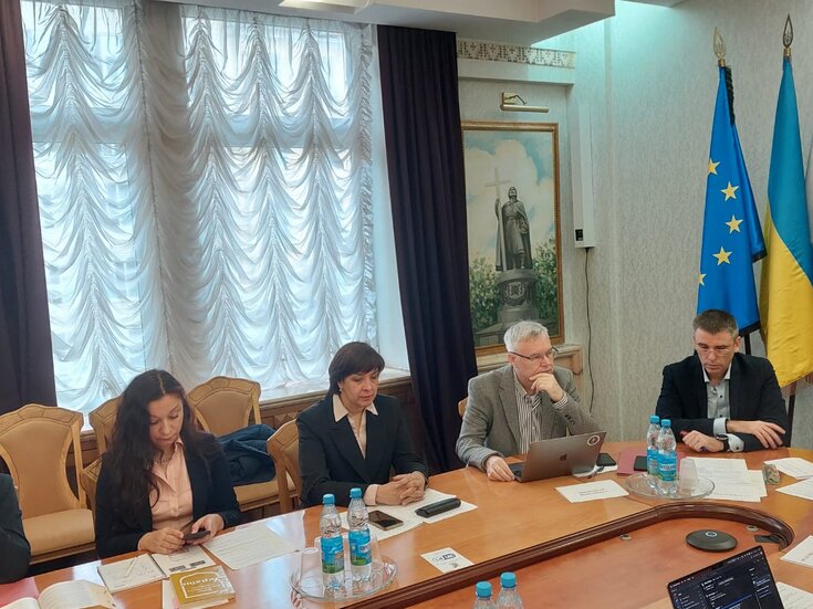Круглий стіл: Шляхи вирішення проблемних питань оподаткування операторів електронних комунікацій