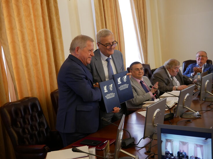 Cпільне засідання Президії НАН України та УСПП